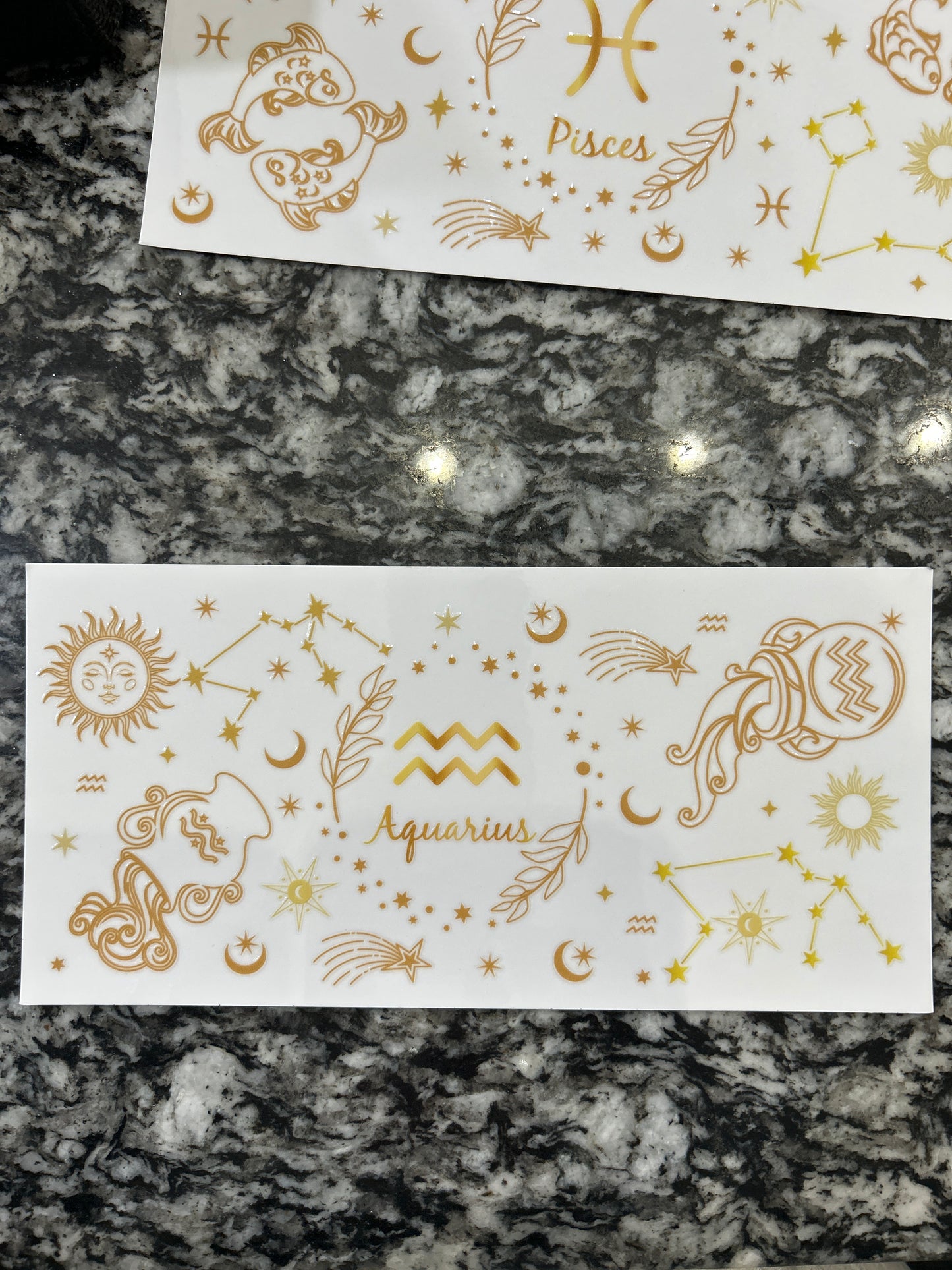175 Zodiac Aquarius wrap