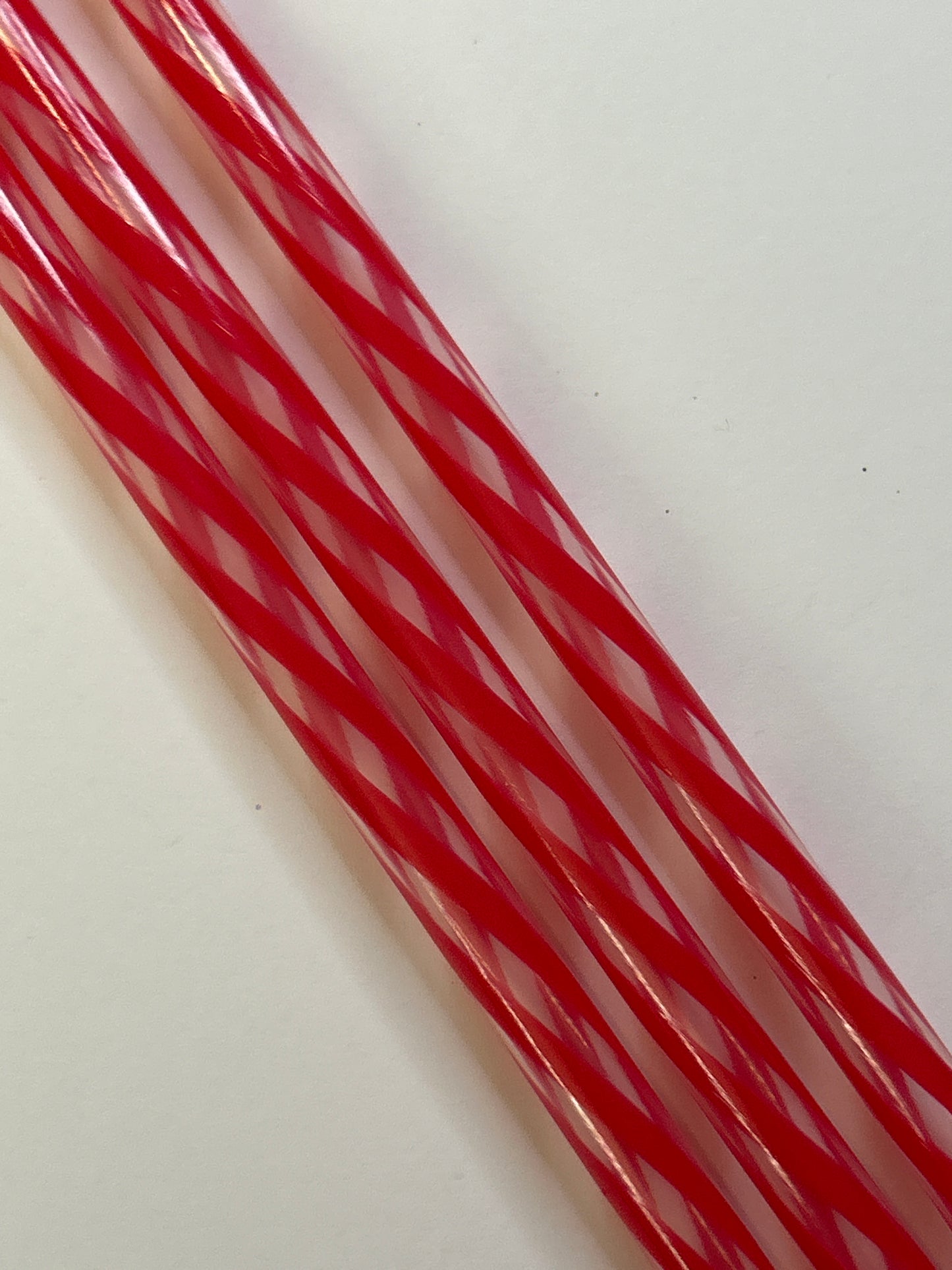 9 1/2in red striped straw