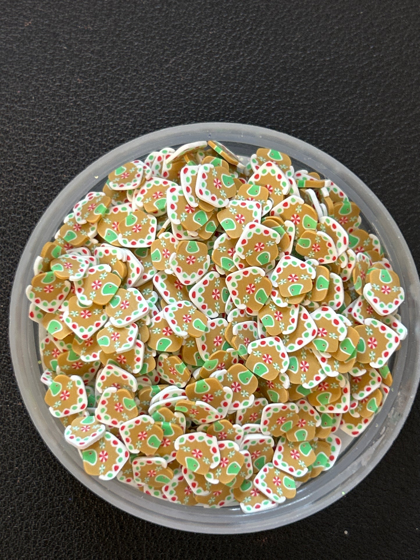 Gingerbread house 72